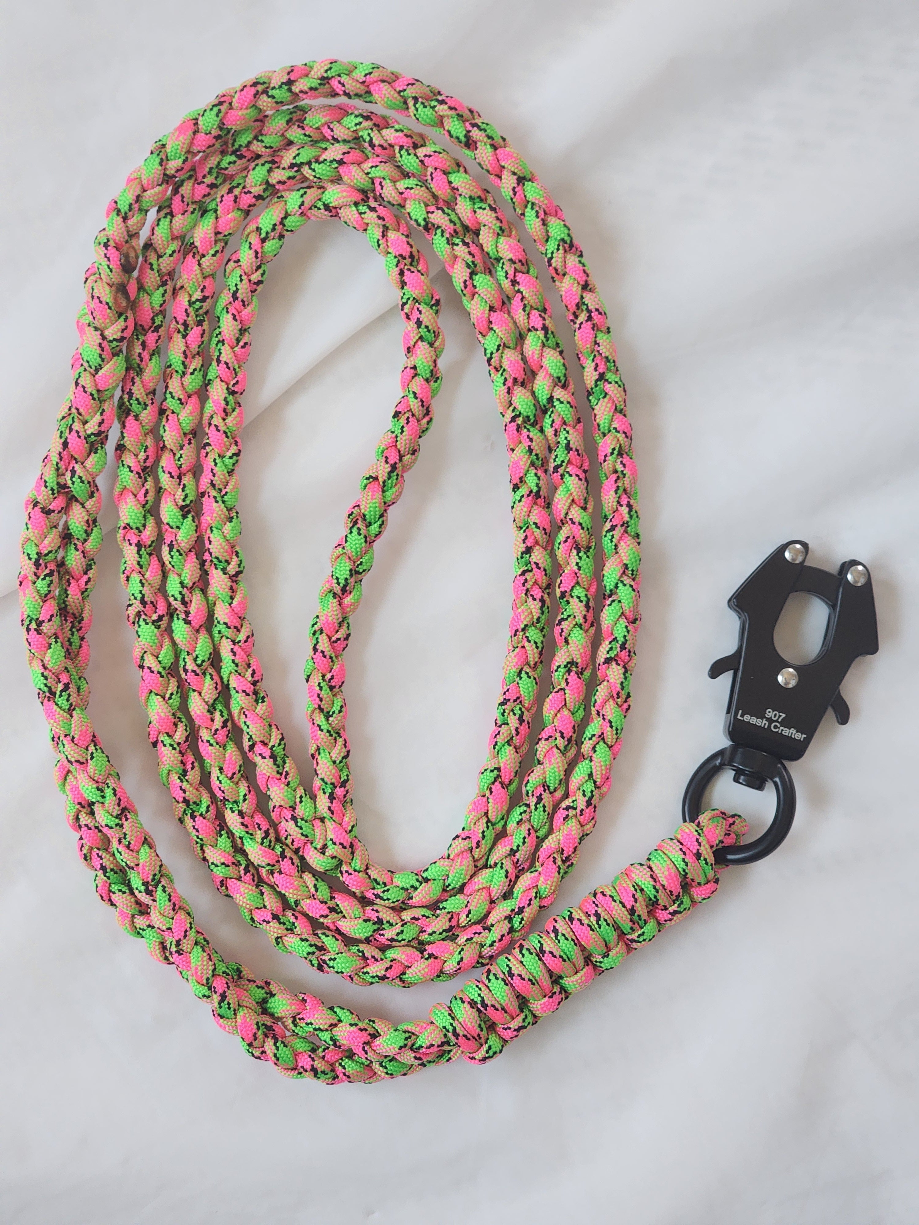 Hand Made Paracord Trail Blazer Leash With Control Handle