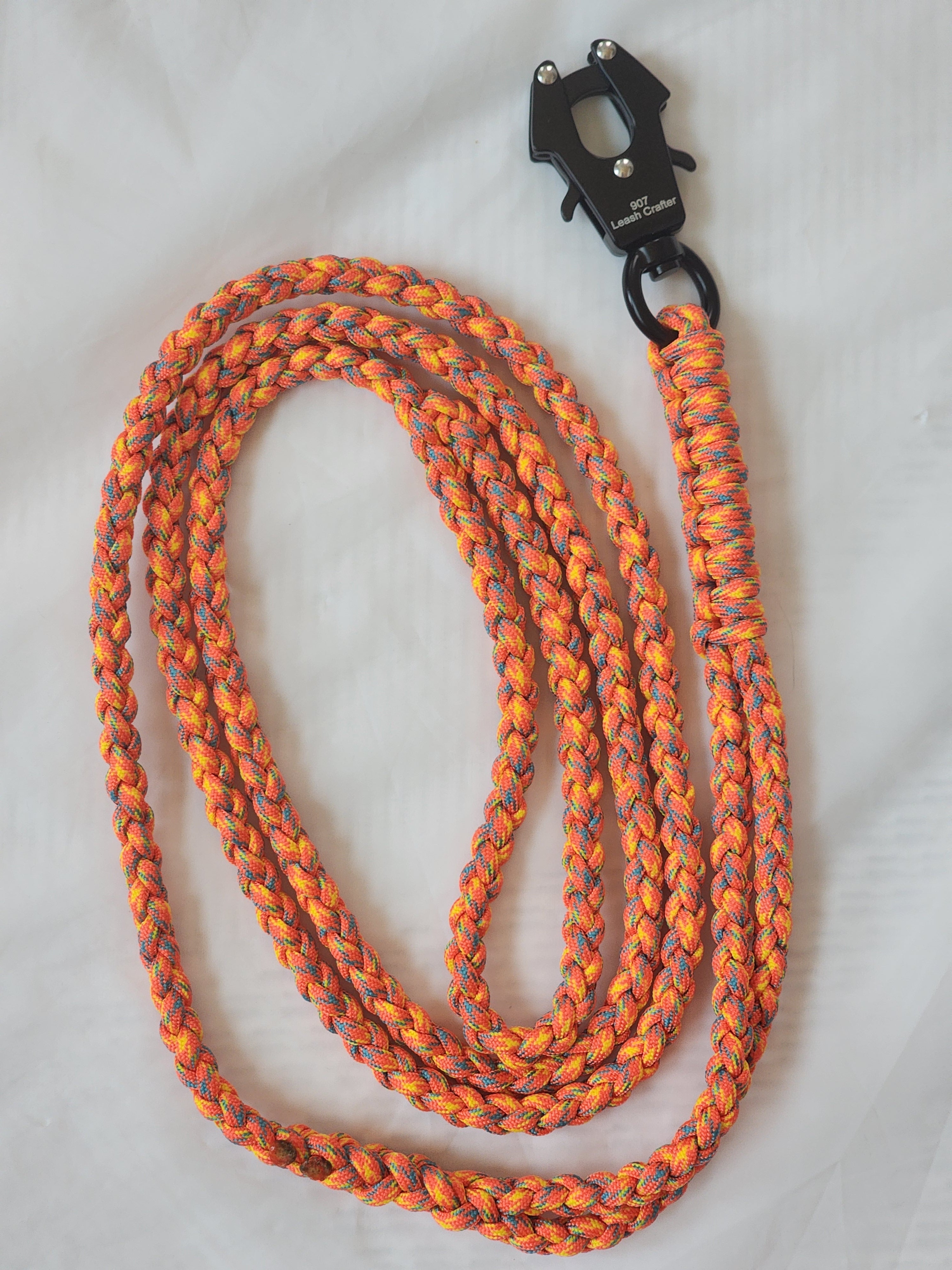 Hand Made Paracord Trail Blazer Leash With Control Handle