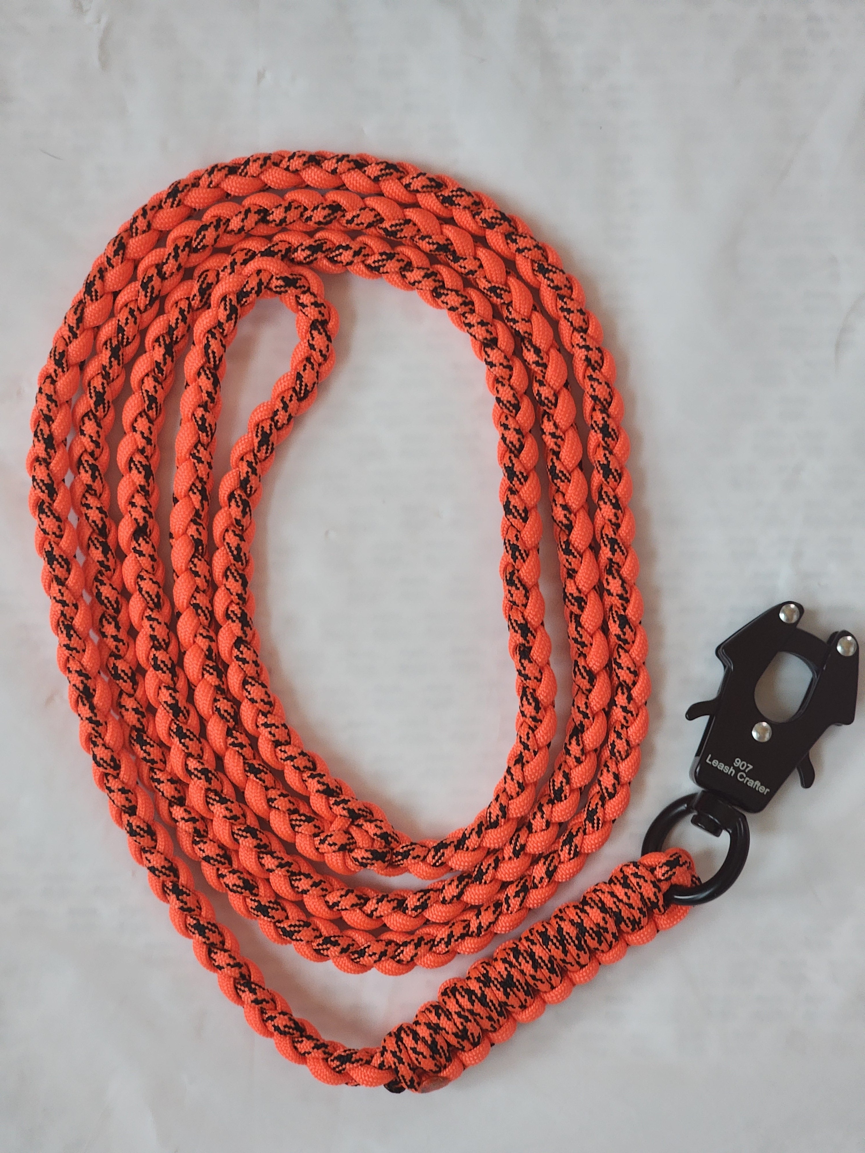 Hand Made Paracord Trail Blazer Leash