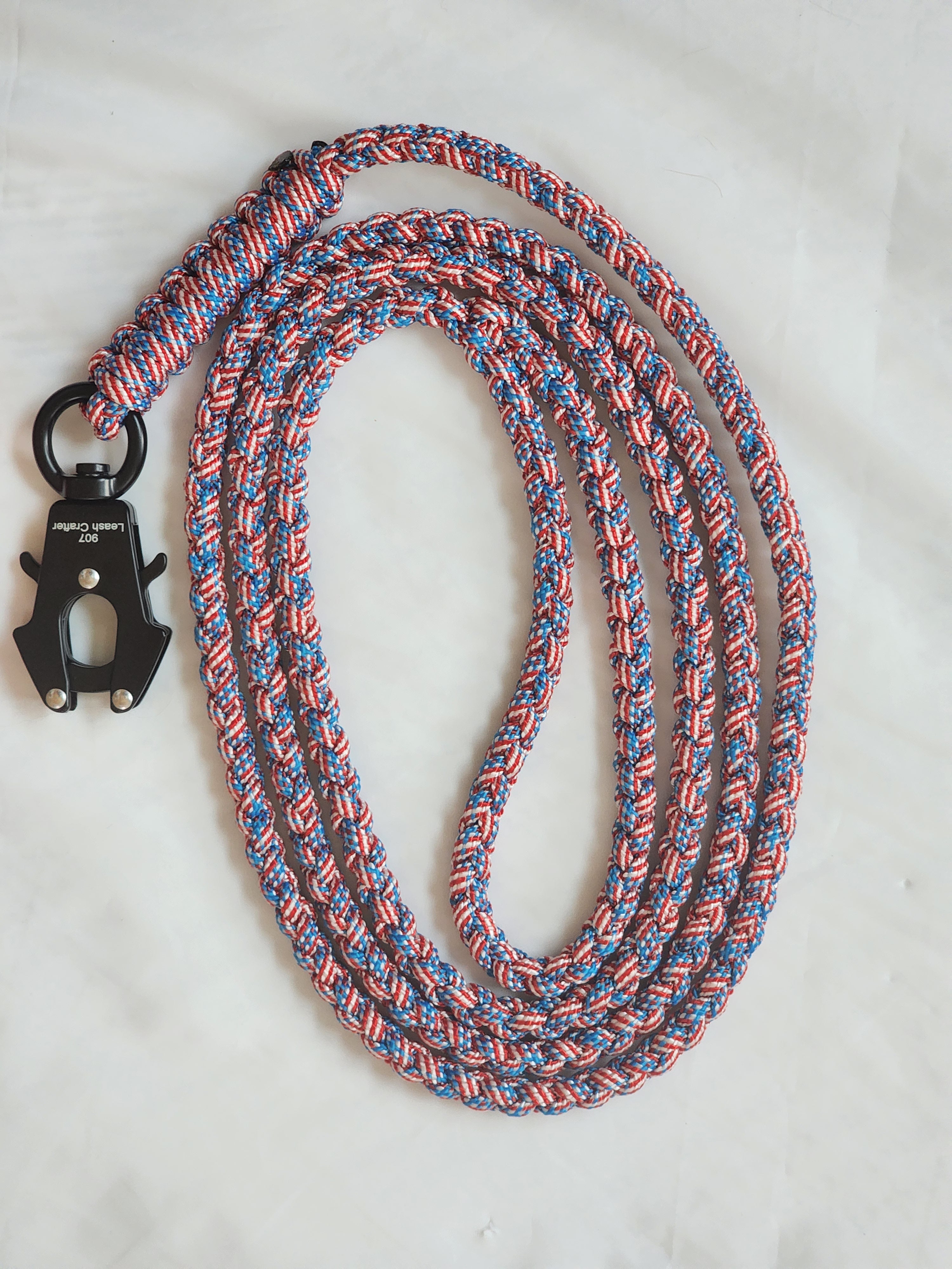 Hand Made Paracord Trail Blazer Leash