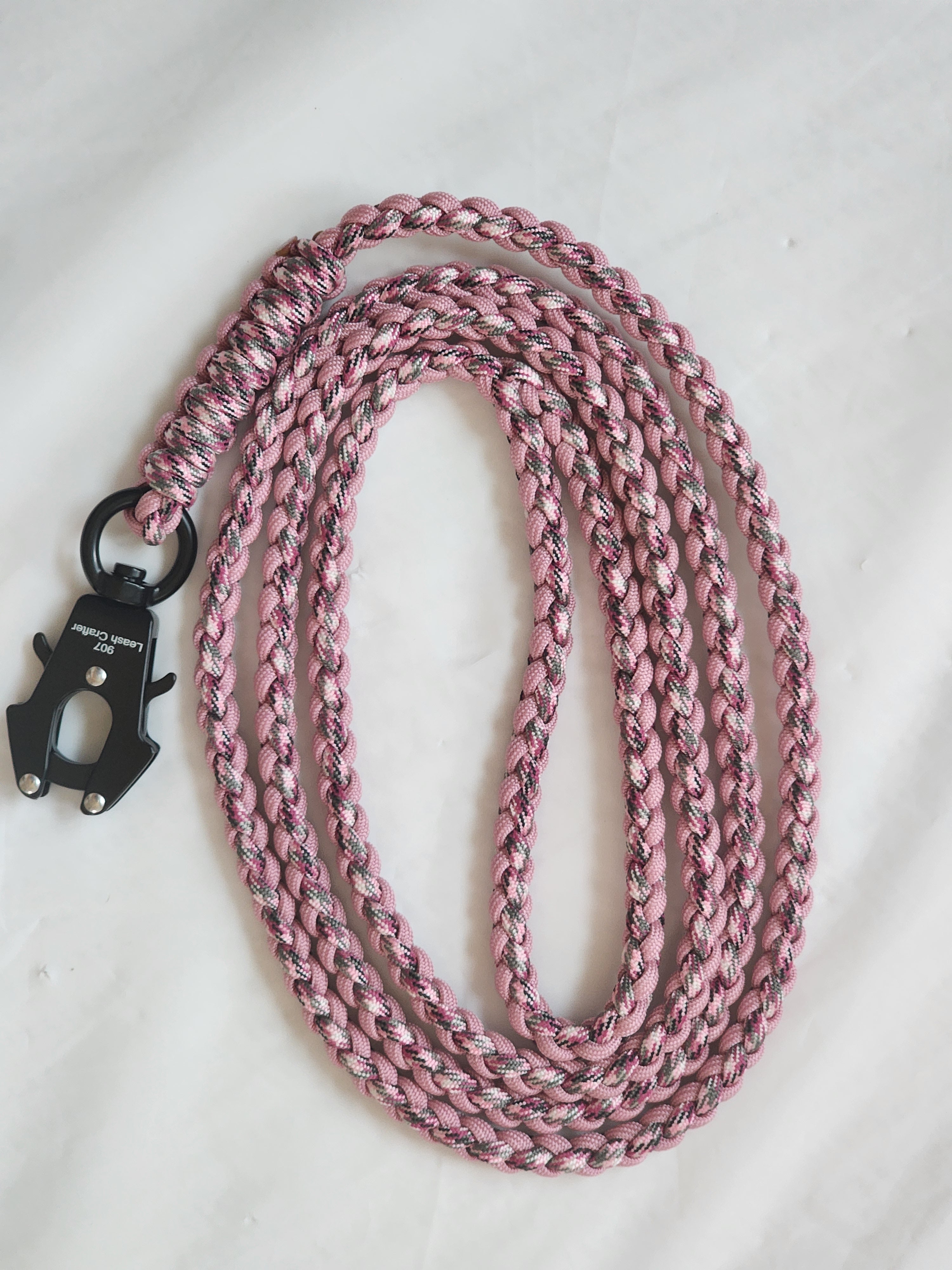 Hand Made Paracord Trail Blazer Leash