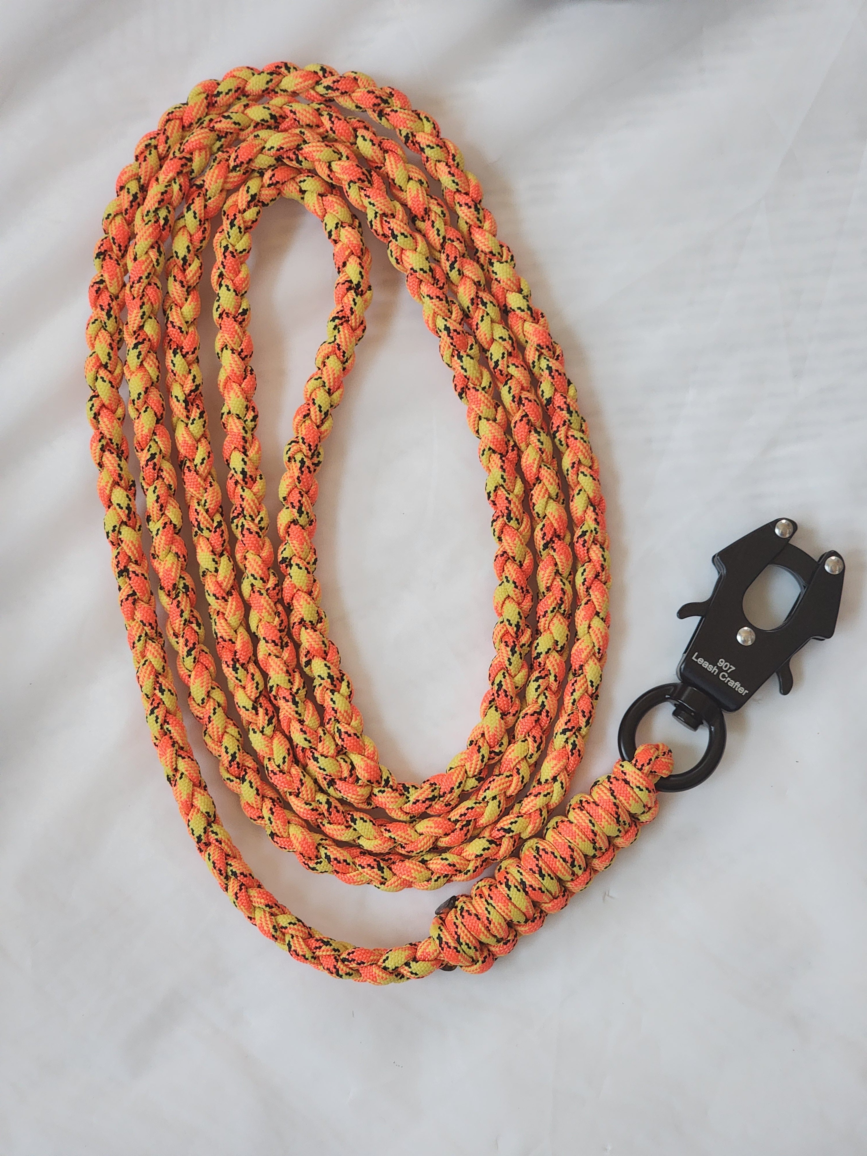 Hand Made Paracord Trail Blazer Leash