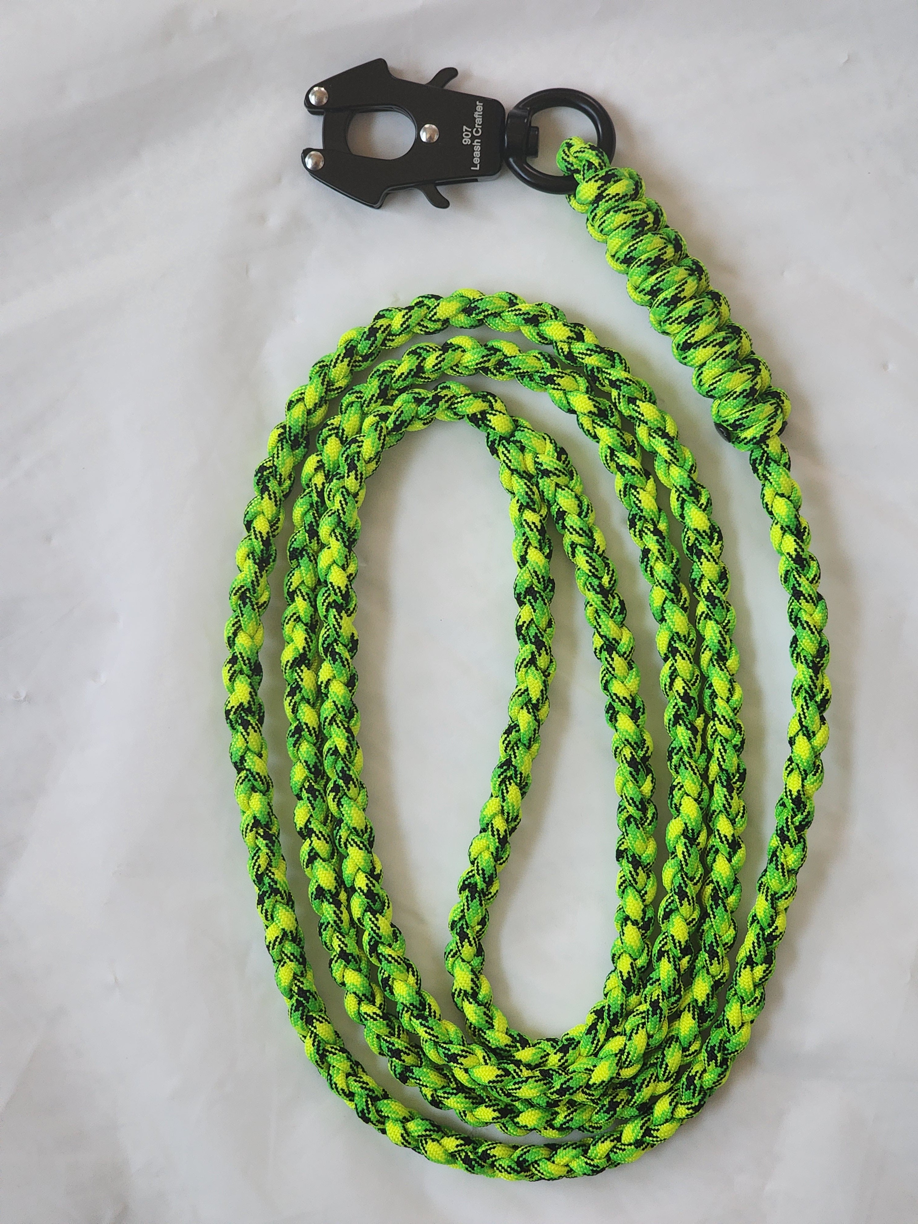 Hand Made Paracord Trail Blazer Leash