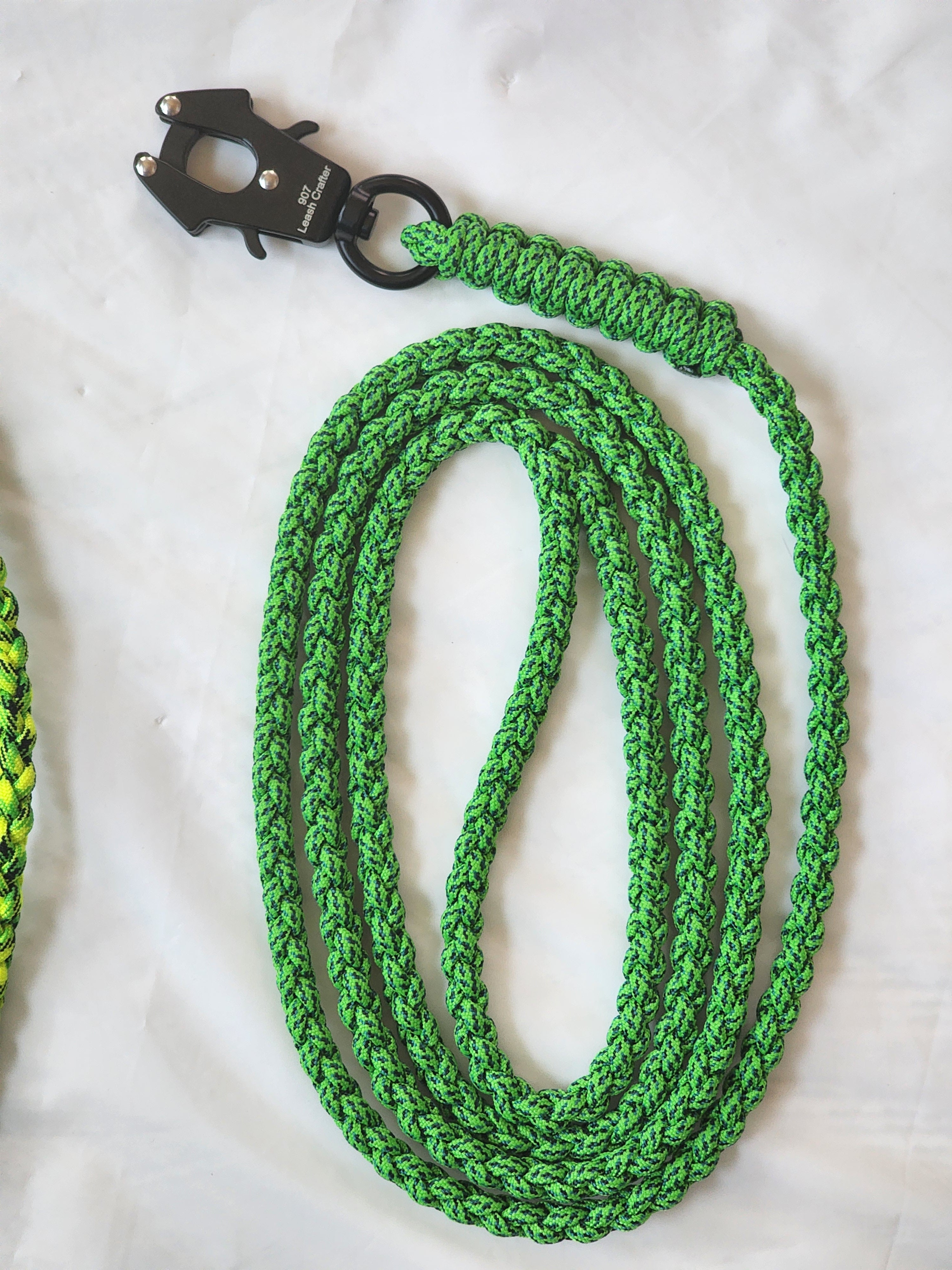 Hand Made Paracord Trail Blazer Leash