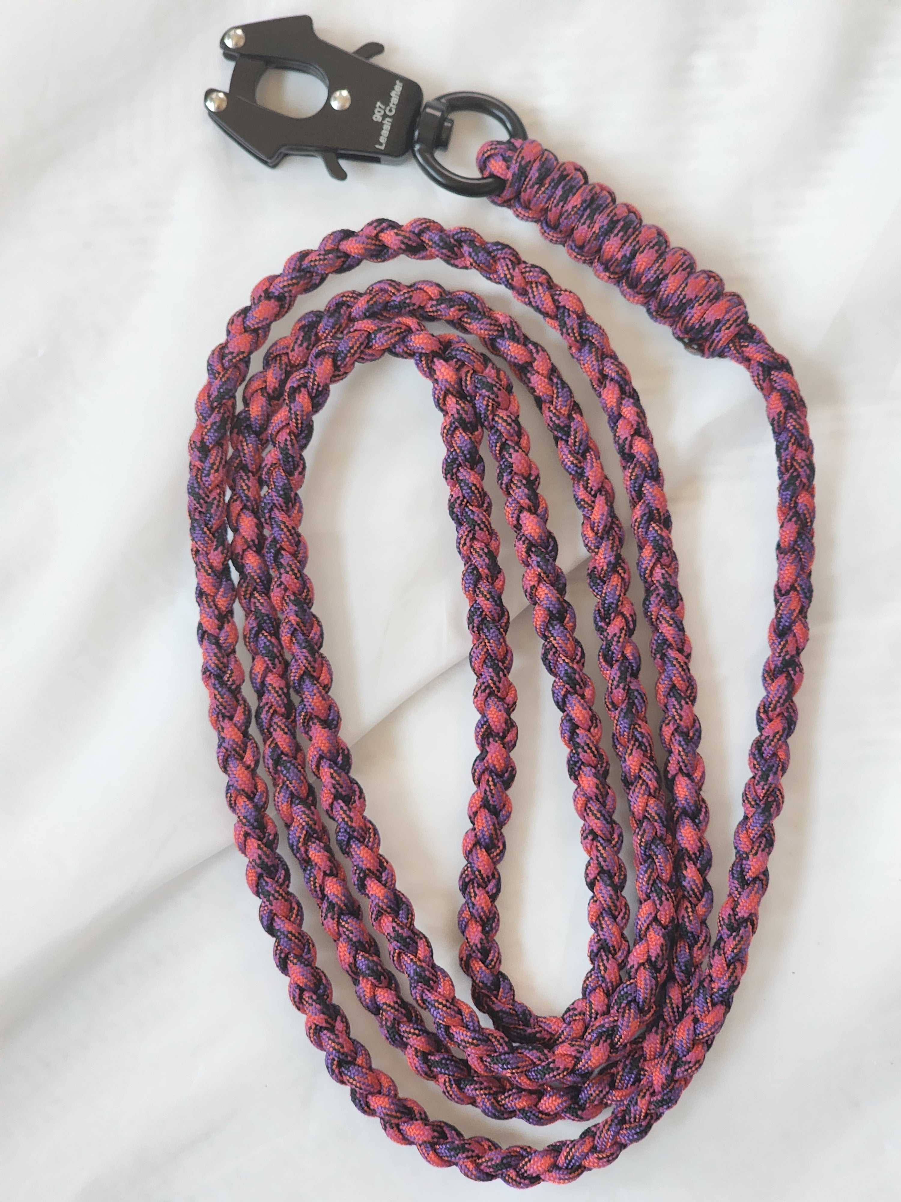 Hand Made Paracord Trail Blazer Leash