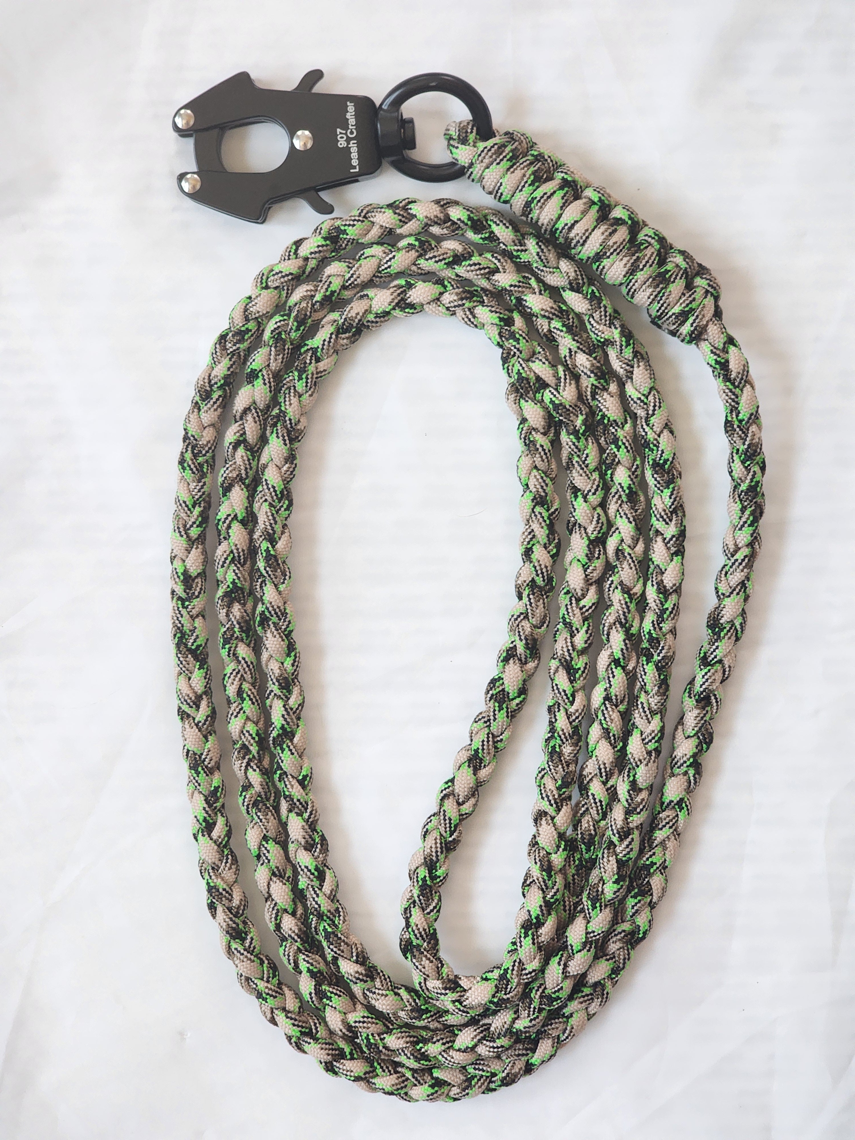 Hand Made Paracord Trail Blazer Leash