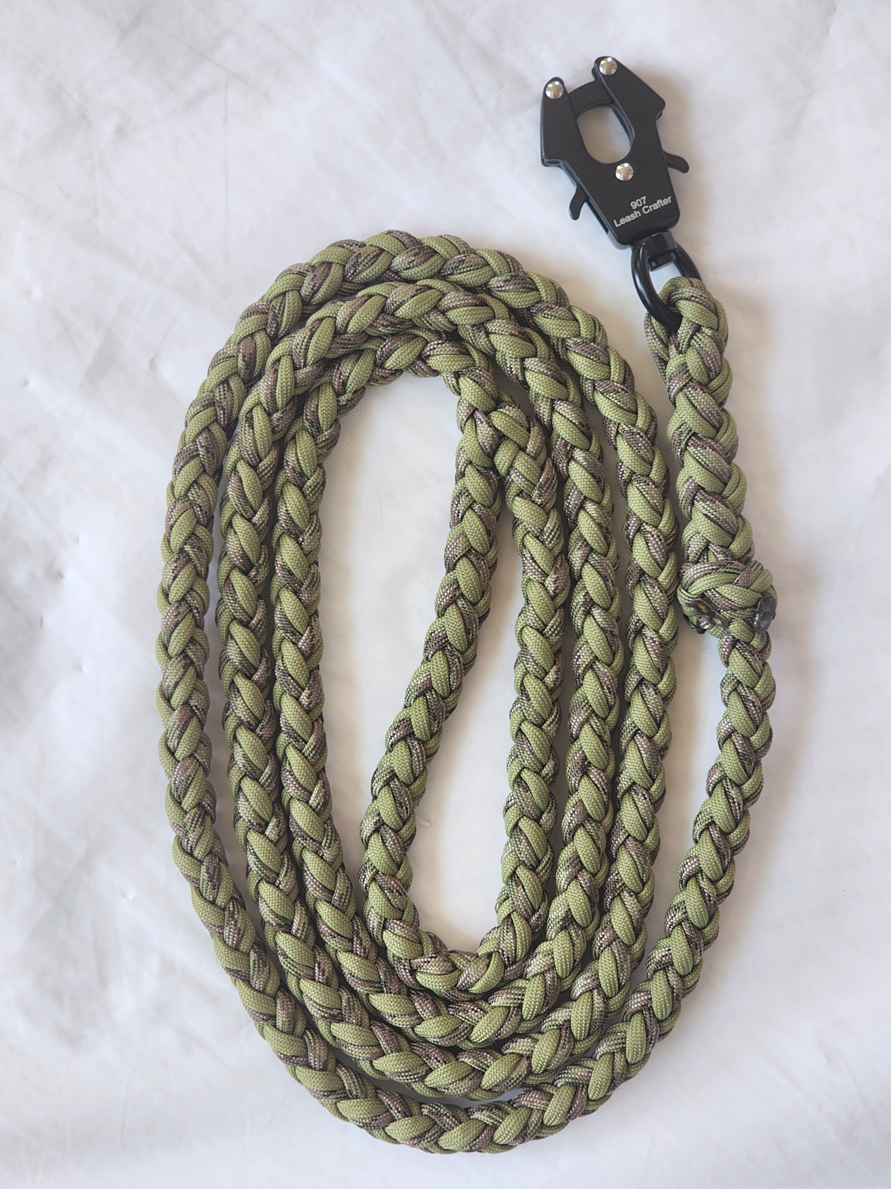 Hand Made Heavy-Duty 8-Strand Paracord Denali Series Leash