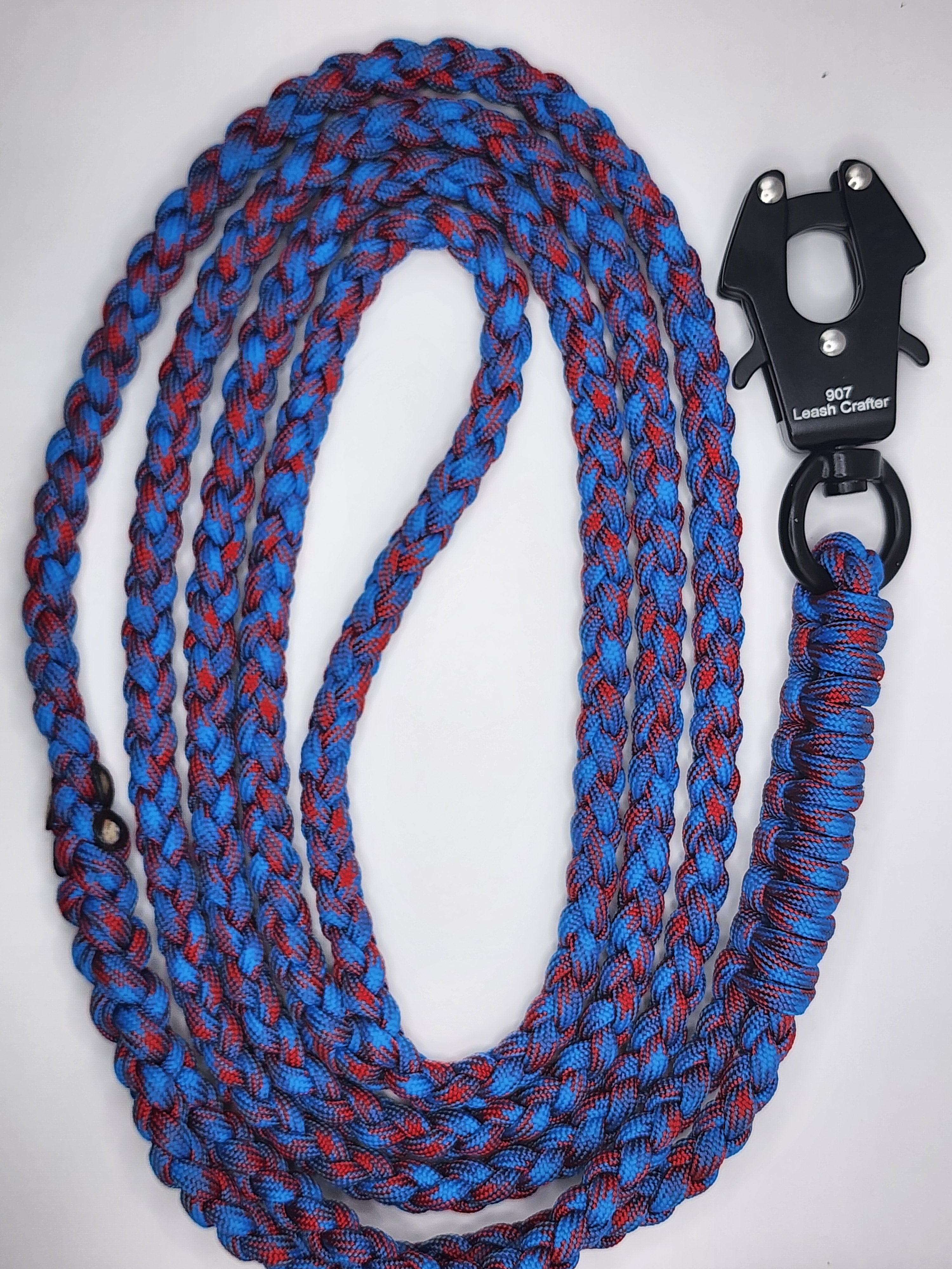 Hand Made Paracord Trail Blazer Leash With Control Handle