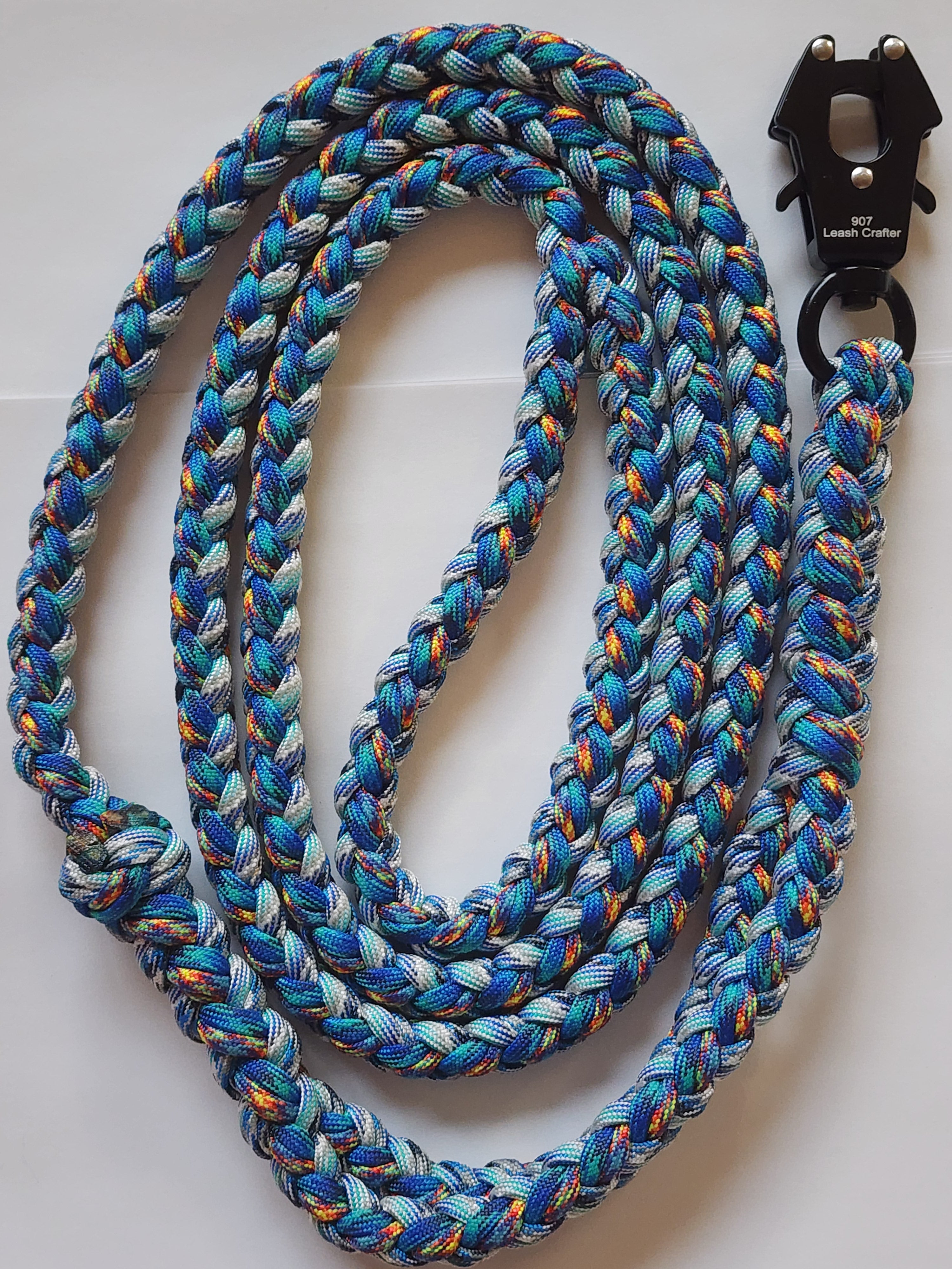 Hand Made Heavy-Duty 8-Strand Paracord Denali Series Leash With Control Handle